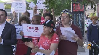 Transit Advocates Protest Judge's Ruling On 14th Street
