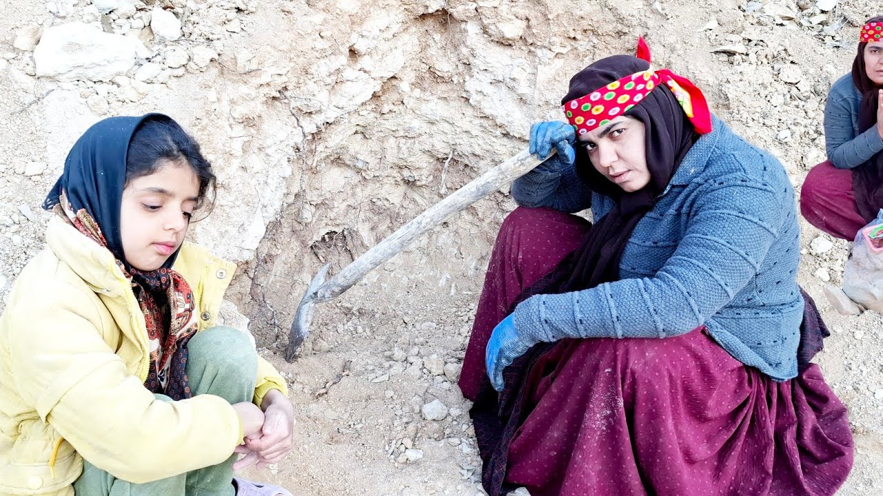 Moonlight in the mountains; building a cave for life from zero to survival