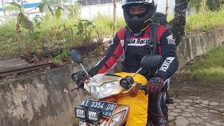 Lampu tembak CWL K30 / CWL 3 mata lensa 4D, sinarnya seperti lampu daymaker