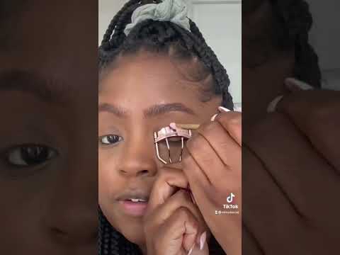 Video: Kaip pašalinti plaukus be skutimosi: 11 žingsnių (su nuotraukomis)