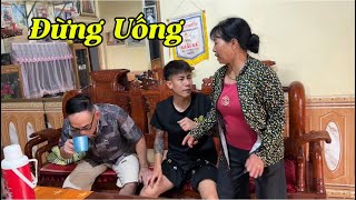 Toang Sỹ Pha Thuốc Cho Ông Hiếu Biết Thì Bị Mụ Liên Phát Hiện Nói Cho Ông Hiếu 