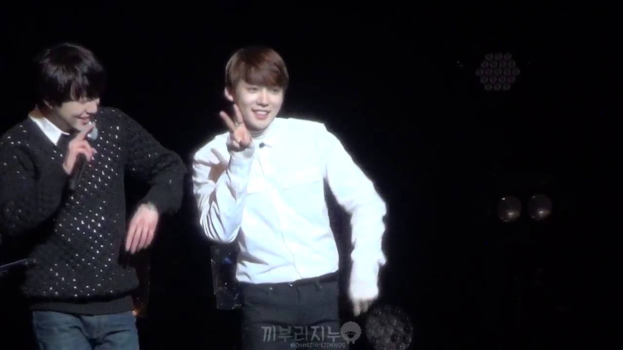 [FANCAM] 150222 WWIC IN TOKYO 1부 - 김진우 귀요미