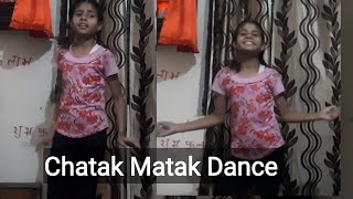 Riya Dancing On Chatak Matak Song Daily Vlog
