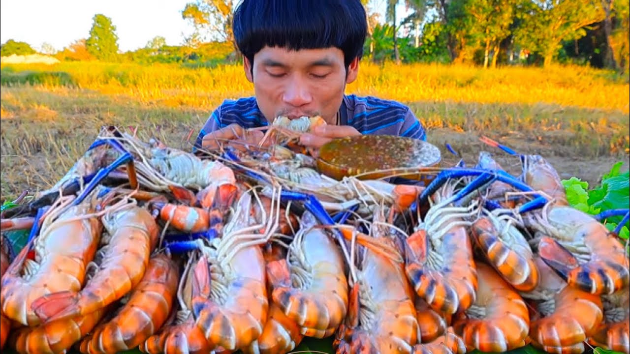 กุ้งแม่น้ำลวกจิ้มซีฟู๊ดแกล้มผักสดแซ่บนัวคักอีหลีครับพี่น้องMUKBANG EATING SHOW/โก้อีสานพาแดก