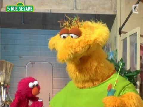 Vidéo: Elmo est-il une marionnette ?