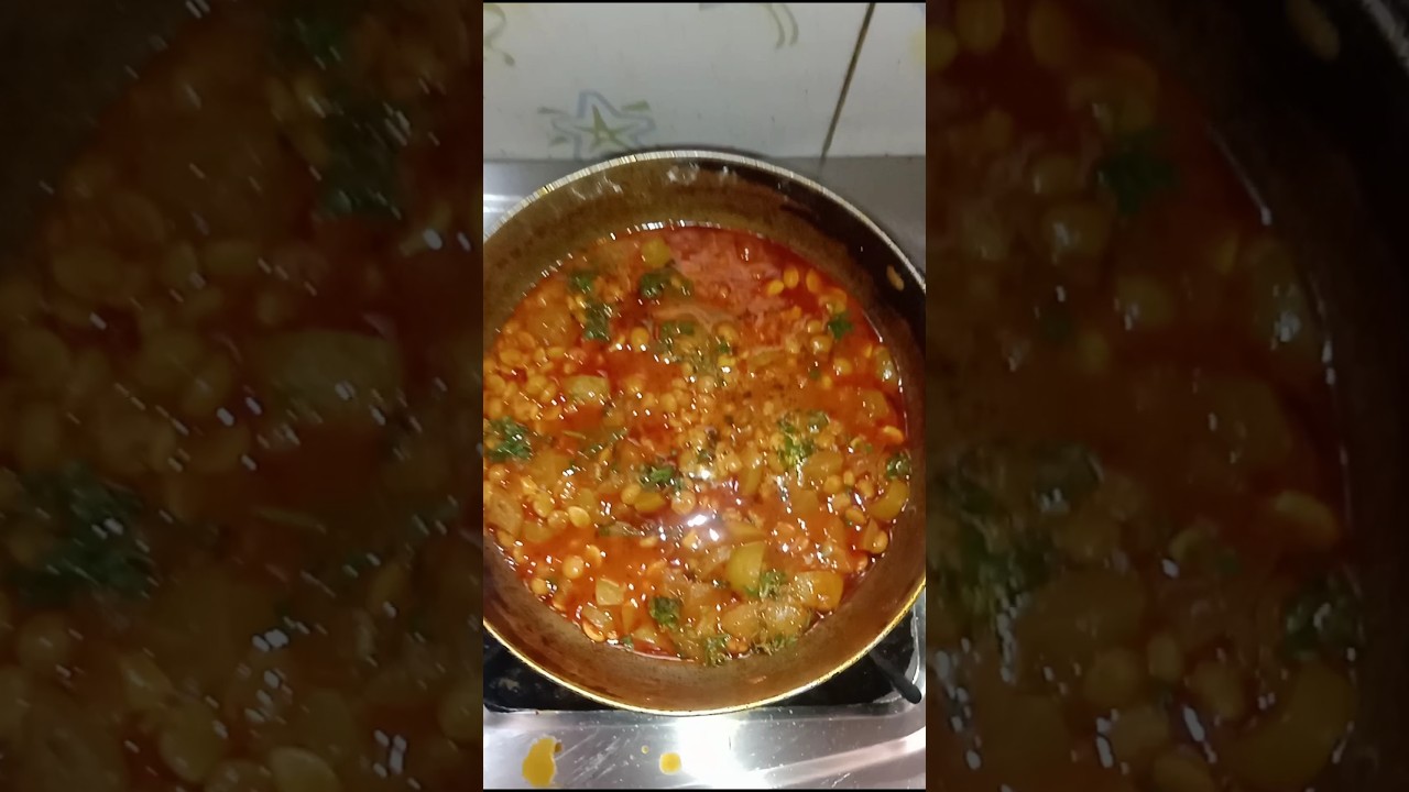 chana dal aur dhemse  ki sabji. 