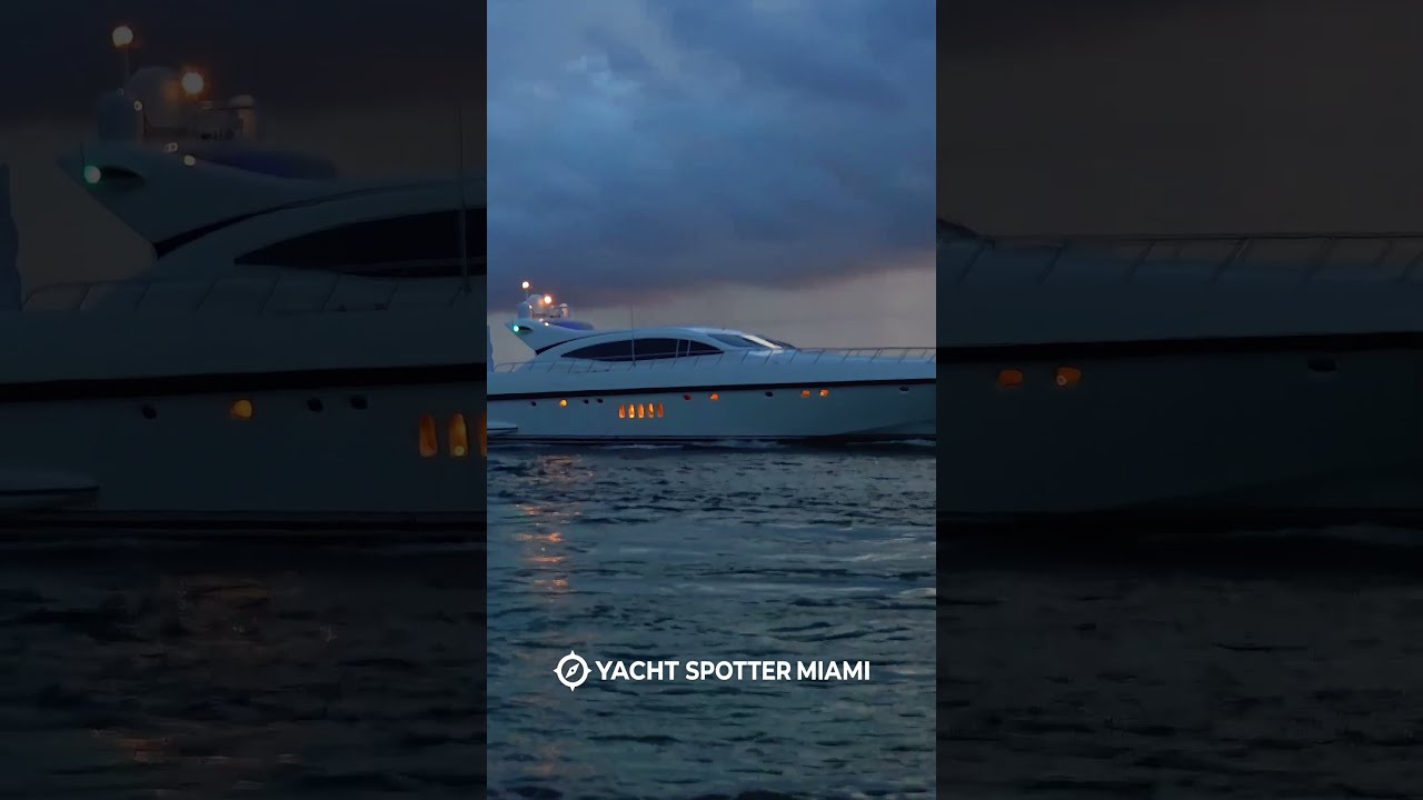 Mangusta Spooky Entrance... Is it Halloween yet?