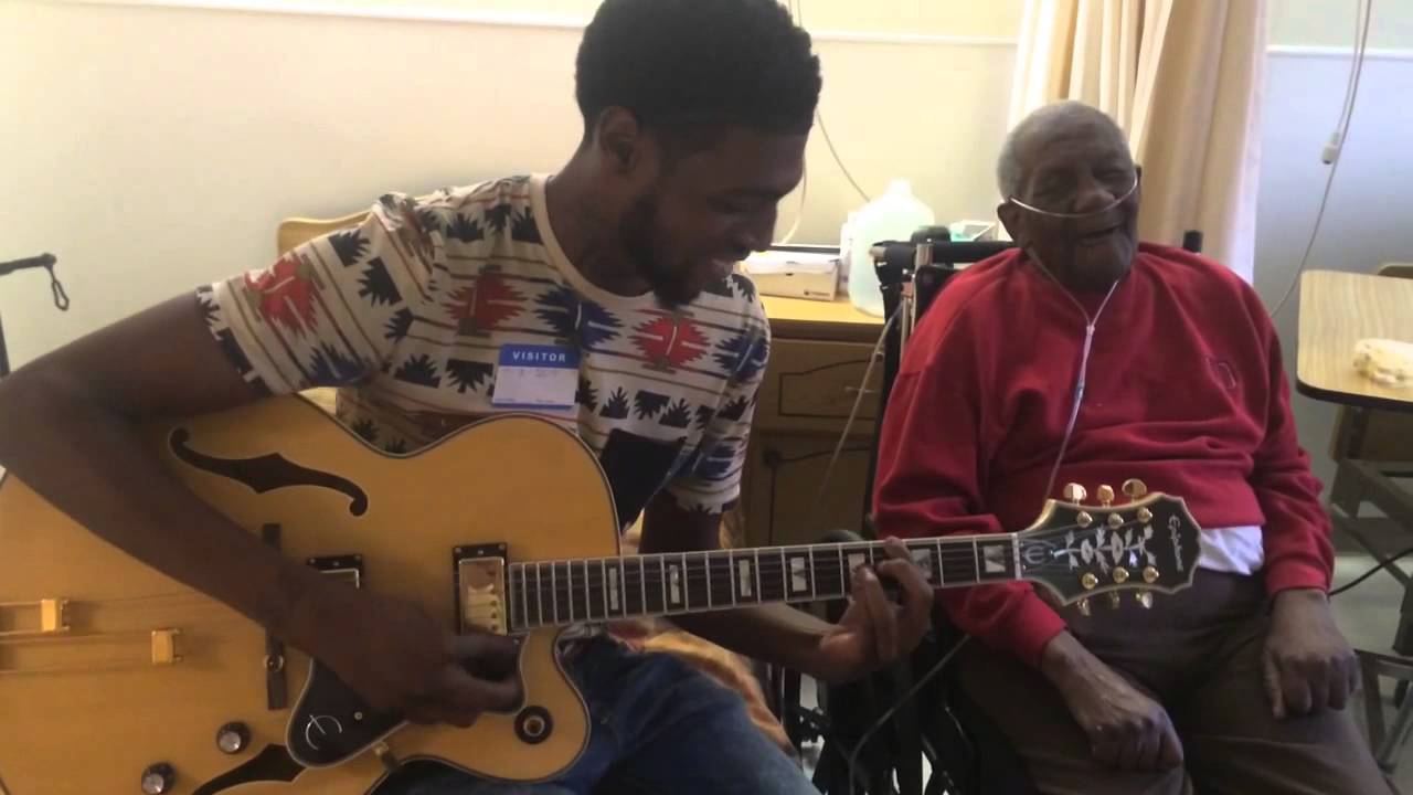 Amir Handy great-grandson of Howard Carroll Dixie Hummigbirds plays for his great grandfather.