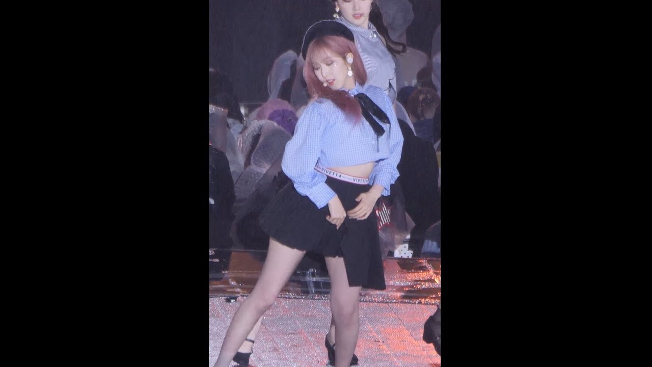 여자친구 (GFRIEND) 너 그리고 나 (NAVILLERA) [신비] SinB 직캠 Fancam by Mera
