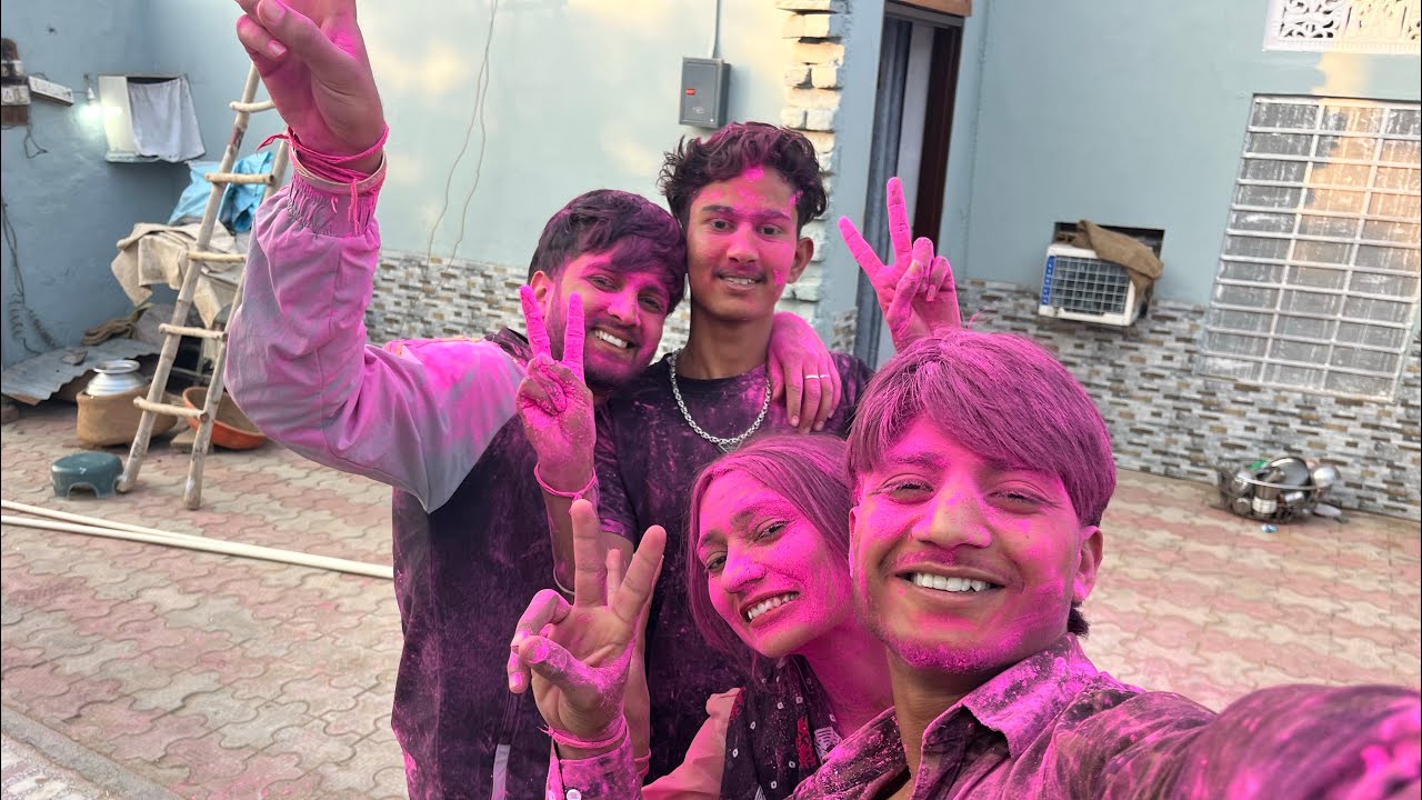Happy holi  🤣🤣#chikayadavvlog #jatinyadavvlog02 