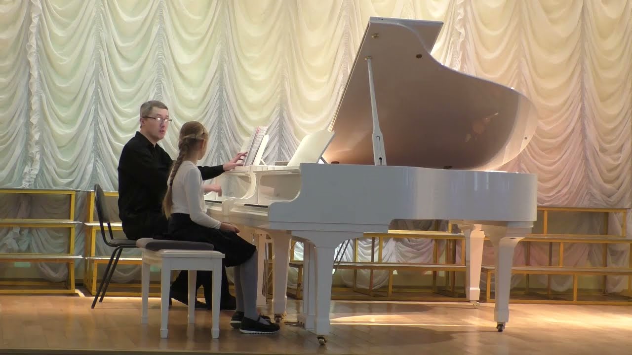 И. С. Бах - Двухголосная инвенция C-dur. Мастер-класс Евгения Соловьёва