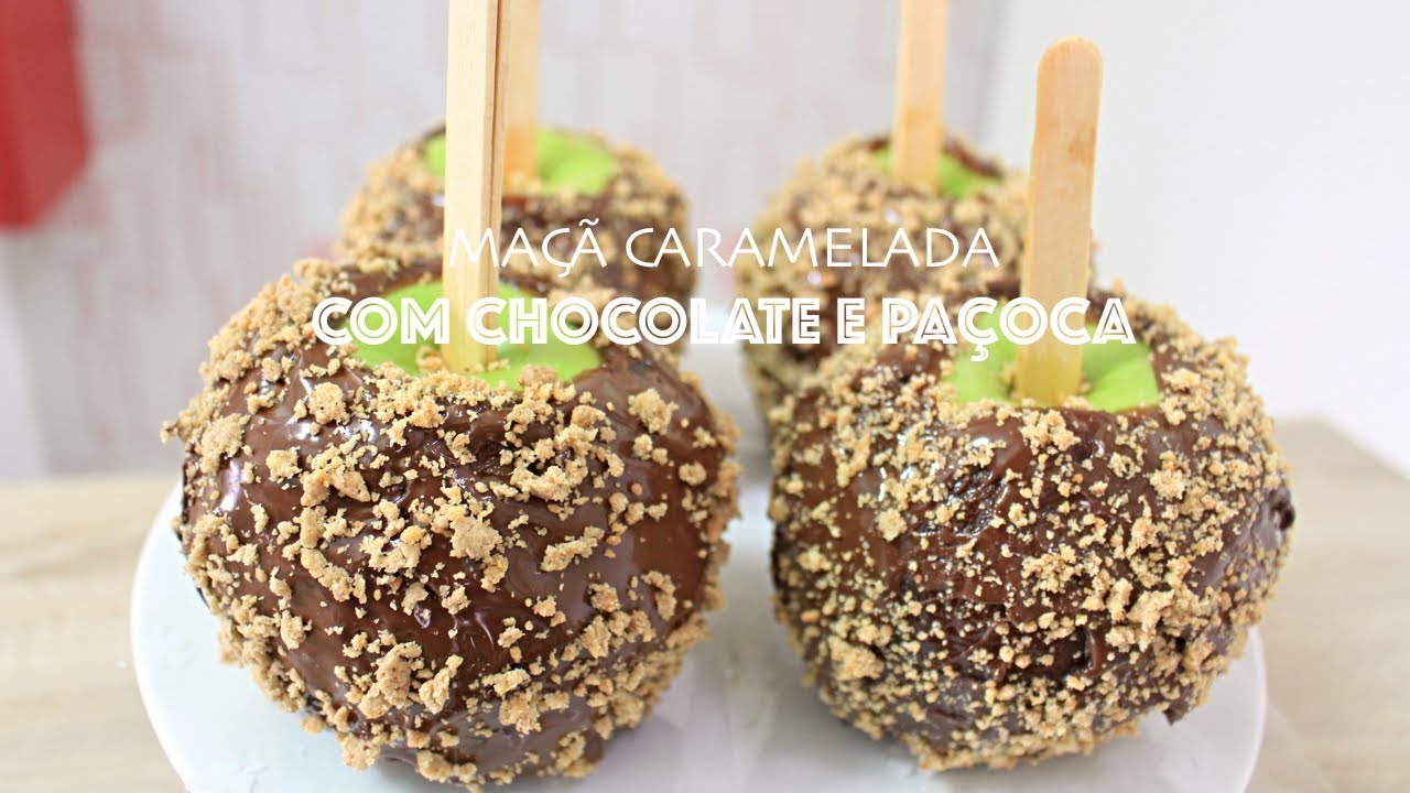 MAÇÃ CARAMELADA COM CHOCOLATE E PAÇOCA 