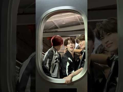 The ICONIK Vibe ง ᐕ ว