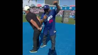 Famous ICE CUBE HELPS CELEBRATE WITH THE DODGERS 😩😂 Net Worth