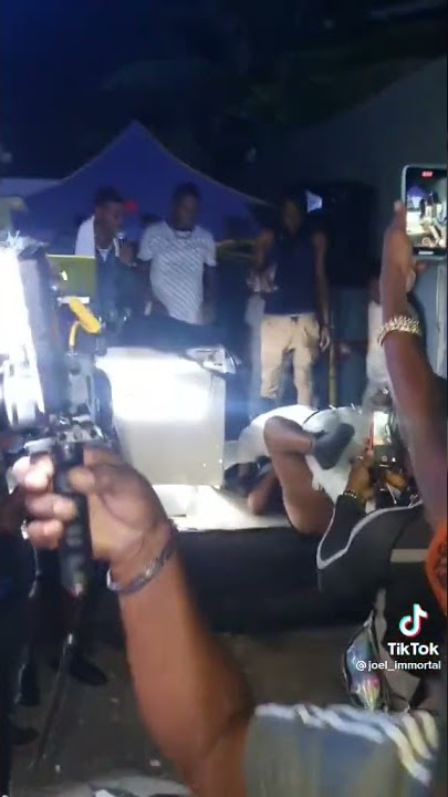 crazy jamaican dance and this happen