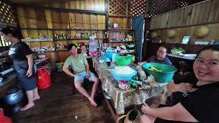 Download Lagu TERJAH DAPUR LEPAU UTEN EMPURAU MASAK PAGI DAN PETANG UNTUK TETAMU // FIRSTIME MAKAN SIRIH PINANG // MP3