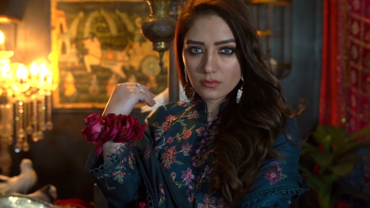 Mahnur Luxury Lawn Vol.1