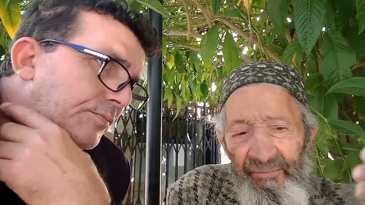 Anciens coiffeurs de la haute ville de Bejaia.Alaoua Zerrouki un des leurs.Sd Soufi,rue du vieillard