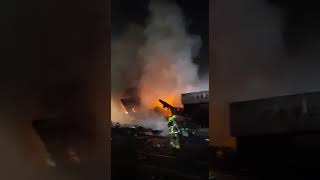 حريق حاوية في ميناء جبل علي في دبي