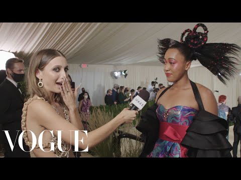 Emma Chamberlain Goes For Gold at Met Gala 2021: Photo 1323652, 2021 Met  Gala, Emma Chamberlain, Met Gala Pictures