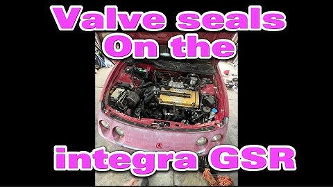 Doing the valve seals on the integra!                        #integra #jdm #acura #honda