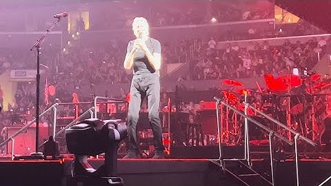 ROGER WATERS “Another Brick In The Wall” LIVE Crypto. com Arena Los Angeles, Cal. September 28, 2022