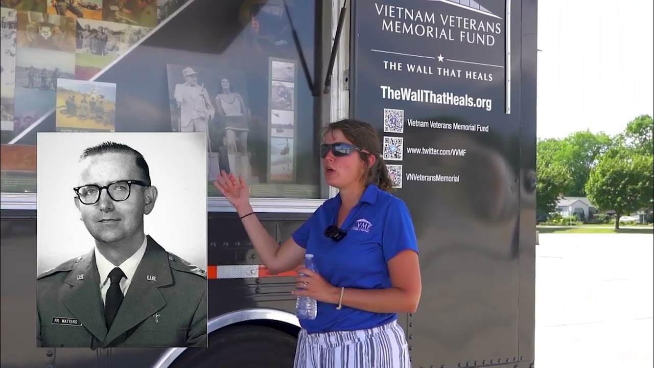 The Wall That Heals: A Tour of the Traveling Vietnam Memorial Wall