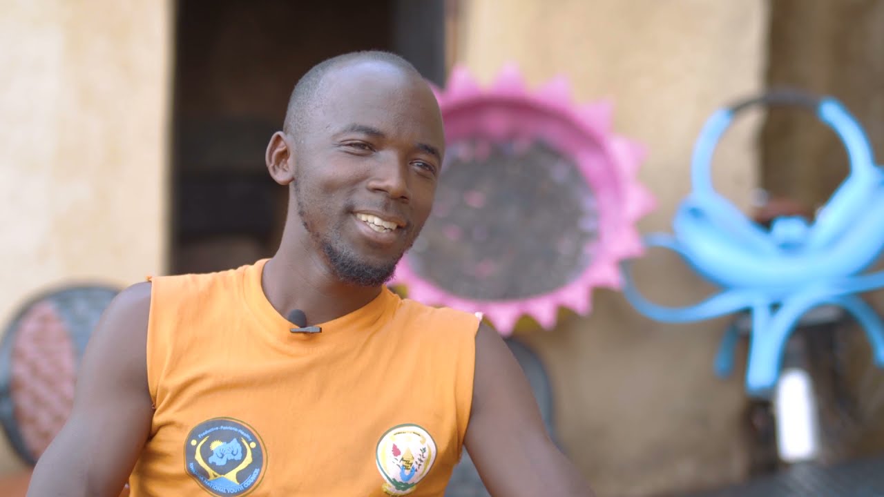 Sobanukirwa ibijyanye na serivisi ya BDF y'ingwate ku nguzanyo hamwe na Enock umwe mubayihawe