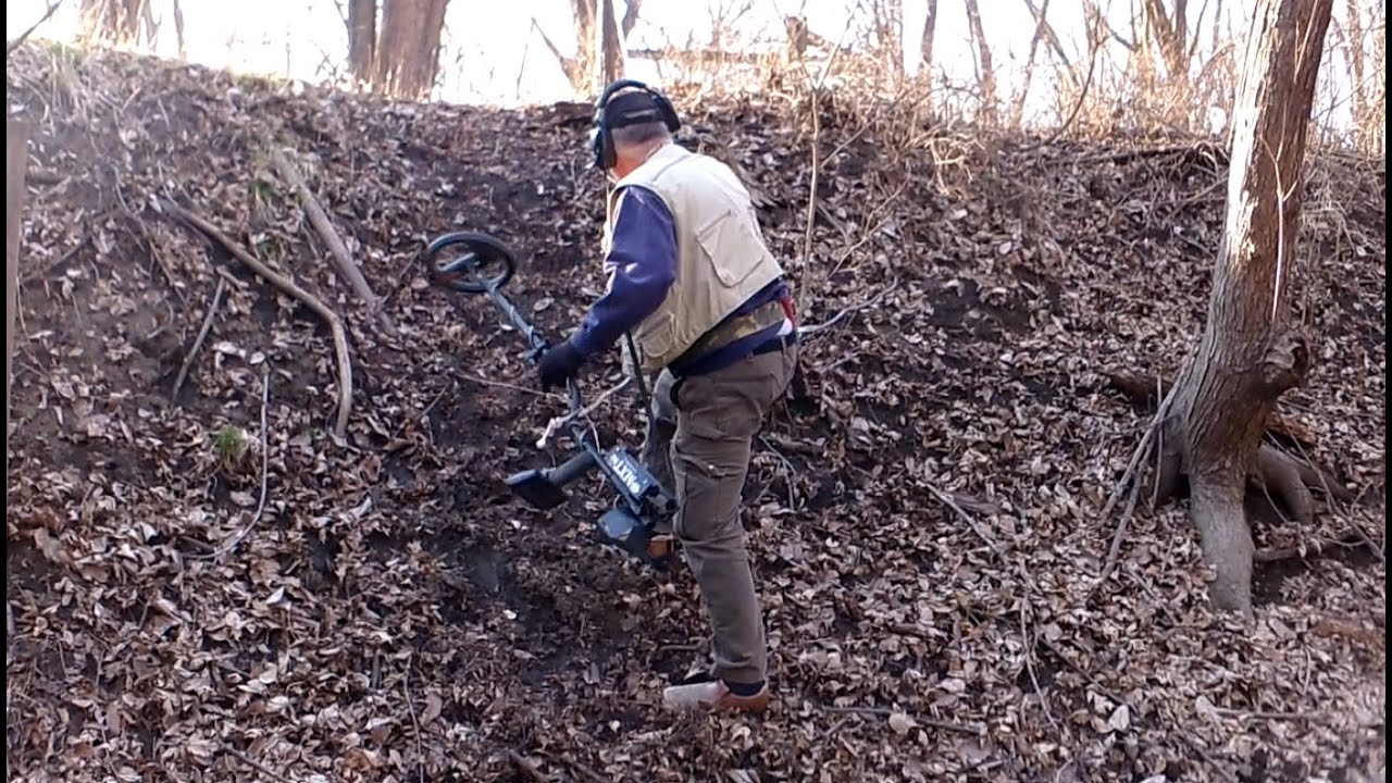 Midwest Diggers Metal Detecting 1800's site lucky Geocache YouTube