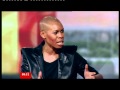 Capture de la vidéo Skin Interview On Bbc Breakfast  10/03/2011
