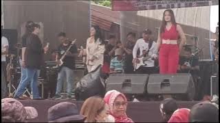 Pertengkaran Elly Lolita & Lala Jupe SK group