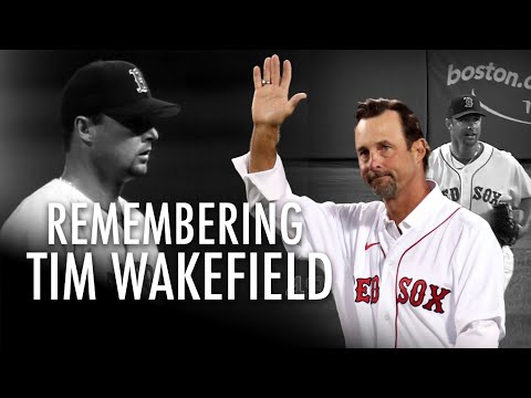 Kevin Youkilis Tributes Tim Wakefield on Red Sox Opening Day