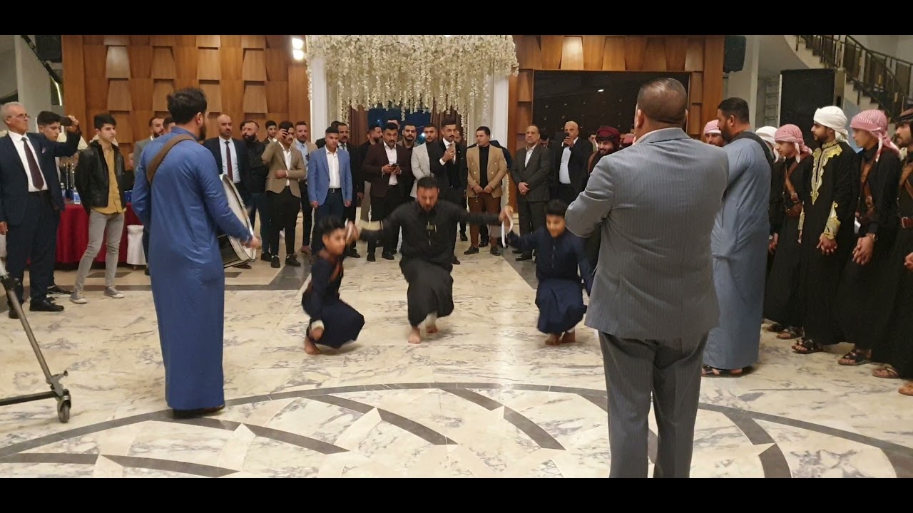 جوبي في قاعة شهريار اغصان الزيتون روساني بغداد كريم العويسي وجماعته الفنان عماد المختار