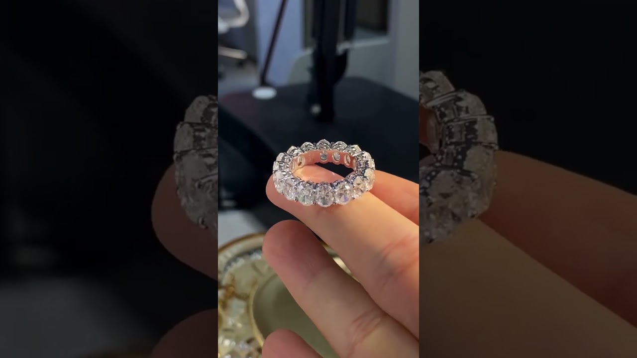 2.78 CT Oval Cut Lab Grown Diamond Wedding Band