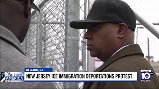 Mayor of Newark, NJ arrested outside ICE facility