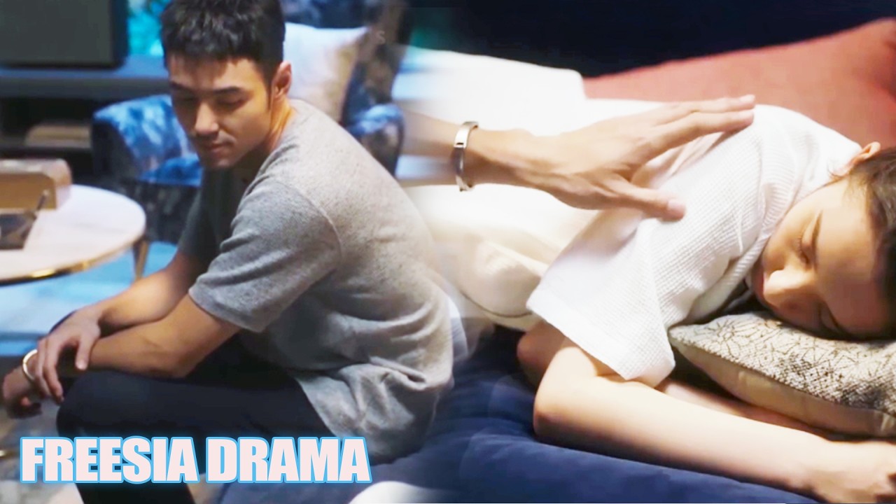 CEO's Secret Crush Dozed Off, He Gazed At Her And Fell Even Deeper!