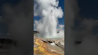 Yellowstone's "Acidic" Surprise: #utahgeology #physicalgeology #physicalgeology #geologic