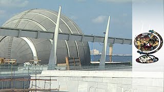 New library of alexandria (march 2001) - under ptolemy's reign, built
the most comprehensive in world. all that was tragically destroy...