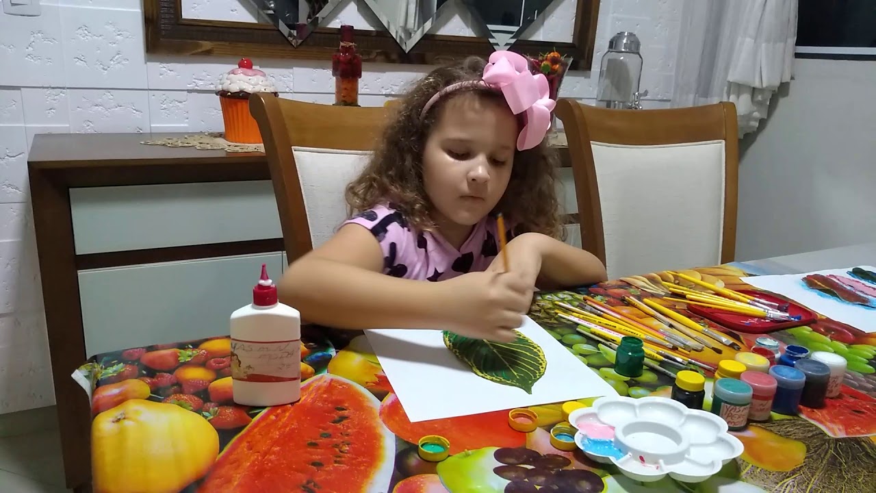 Artes com folhas - YouTube