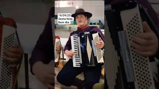 Música do Rio Grande do Sul.#gaúcho #tradição#gaita #cantor#jovem#tradicionalismo #cordeona.