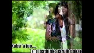 Download lagu Rayola Padiah Ditusuak Cinto YouTube