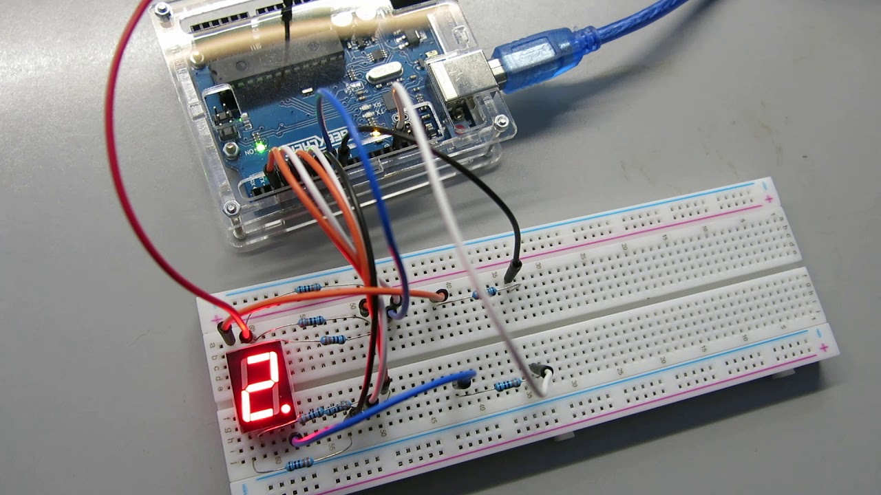 My arduino counts to 10 - YouTube
