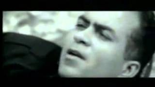 Maushmi Udeshi In Nitin Balis M.video Neele Neele Ambar 2016