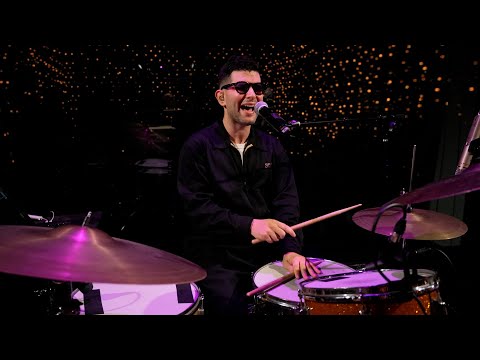 Aaron Frazer - The Agony And The Ecstasy (Live on KEXP)