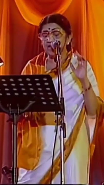 Mehndi laga ke rakhna 💞😍💕 lata mangeshkar 💞😍 #short #viral