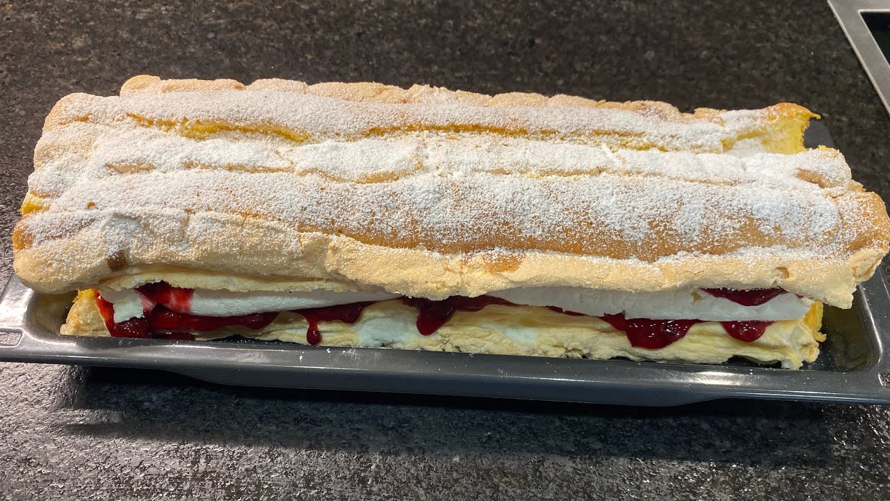 Kardinalschnitte • Kardinal šnite #cake #fruitcake #bakery