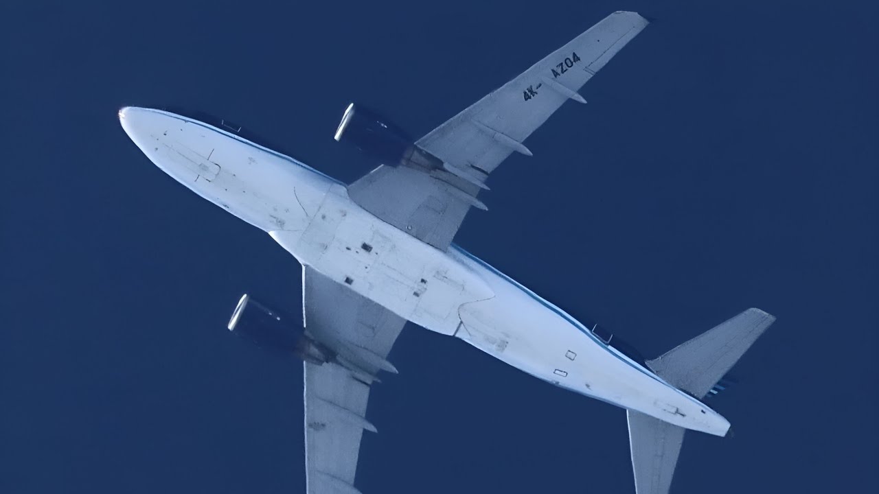 (2k) Airbus A319-111 4K-AZ04 Azerbaijan Airlines 8822m