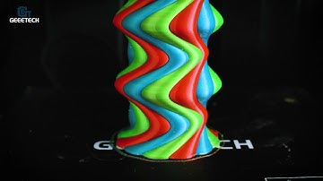 Geeetech A30T triple color 3D printing of twisted vase