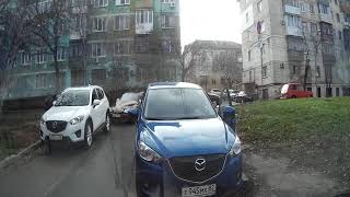 Видео очень грубая женщина на дорогом авто возле дкп симферополя устроили сами коллапс и меня хуесосят (автор: пашок пашок)