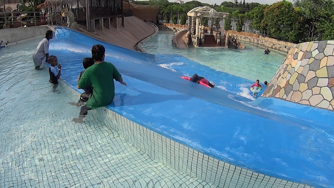The Blue Water Slide at Wet World Water Park - YouTube